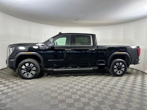 New 2025 GMC Sierra 2500 Denali w/ Denali Reserve Package image 6