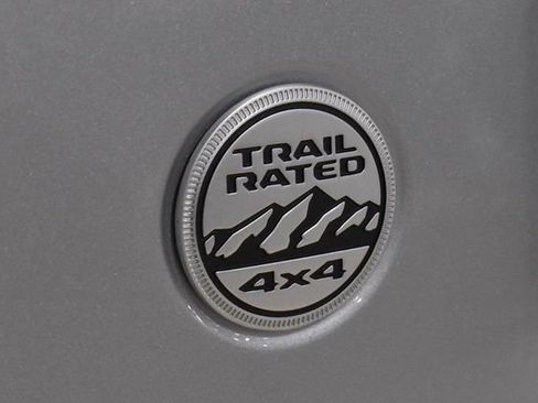 Used 2023 Jeep Wrangler Sahara image 35