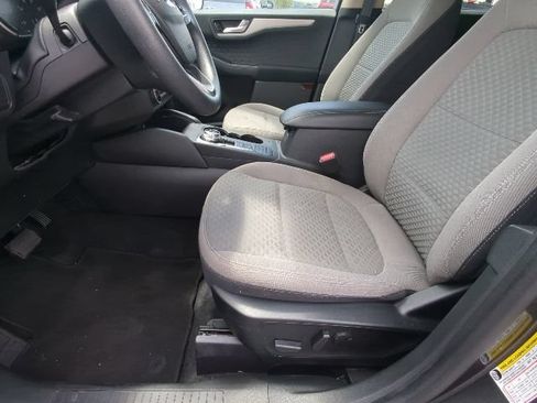 Used 2020 Ford Escape SE FWD image 10