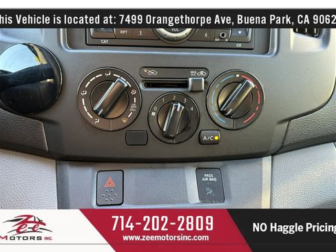 Used 2017 Nissan NV200 S FWD image 25