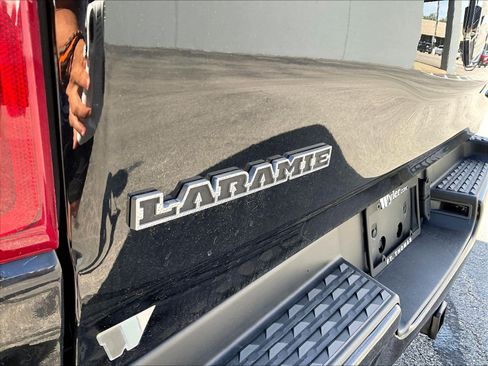 Used 2023 RAM 1500 Laramie AWD/4WD image 25
