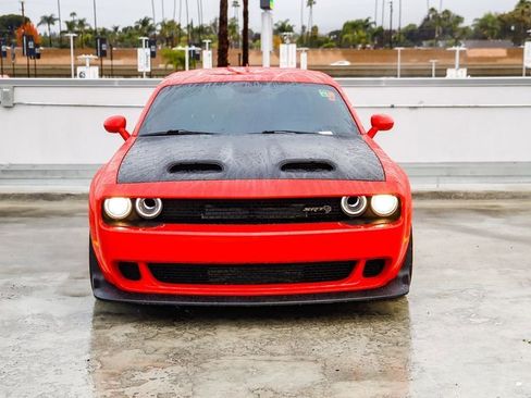 Used 2023 Dodge Challenger SRT Hellcat RWD image 3