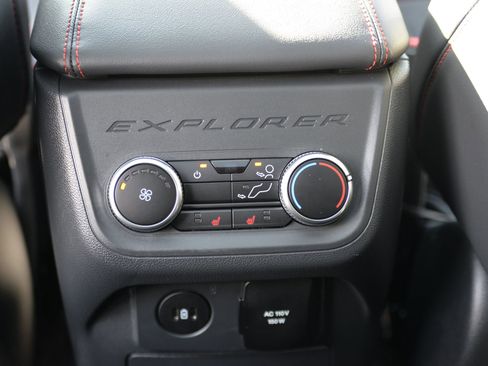 Used 2025 Ford Explorer ST w/ Sun And Sound Package image 21