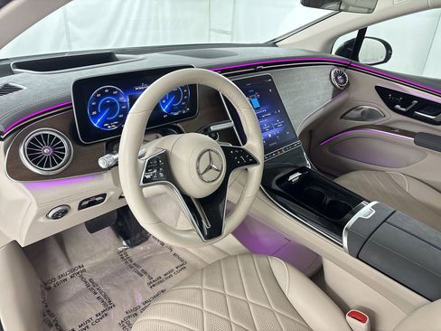 Certified 2023 Mercedes-Benz EQS 450+ 4MATIC Sedan image 4