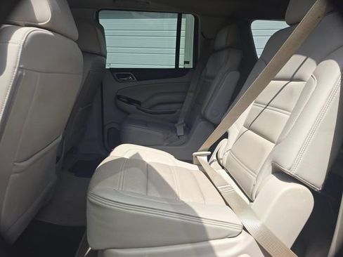 Used 2020 GMC Yukon XL Denali w/ Denali Premium Package AWD/4WD image 13