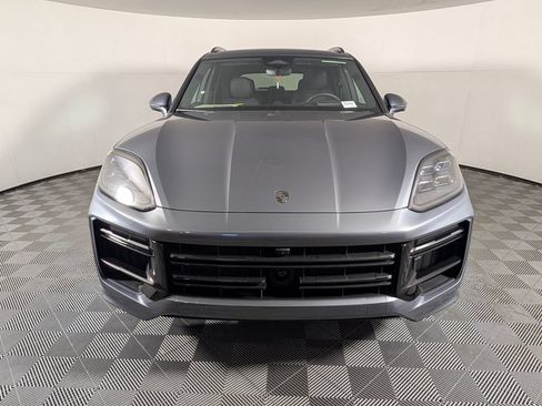 New 2026 Porsche Cayenne Turbo AWD/4WD image 10