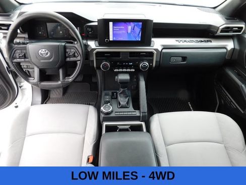 Used 2024 Toyota Tacoma SR5 AWD/4WD image 11