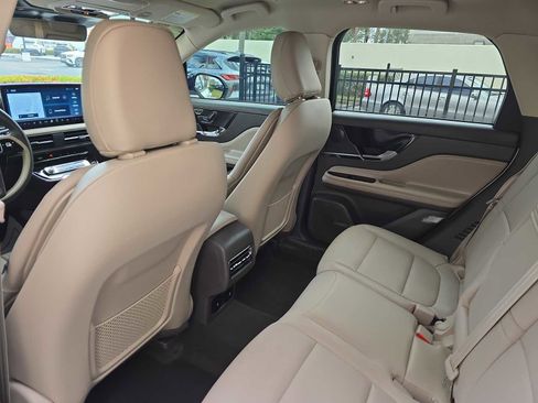 Used 2024 Lincoln Corsair AWD w/ Equipment Group 101A image 10