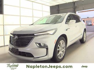 Used 2023 Buick Enclave Essence w/ Experience Buick Package AWD/4WD video 1