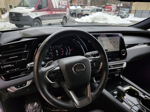 Used 2023 Lexus RX 350 FWD image 17