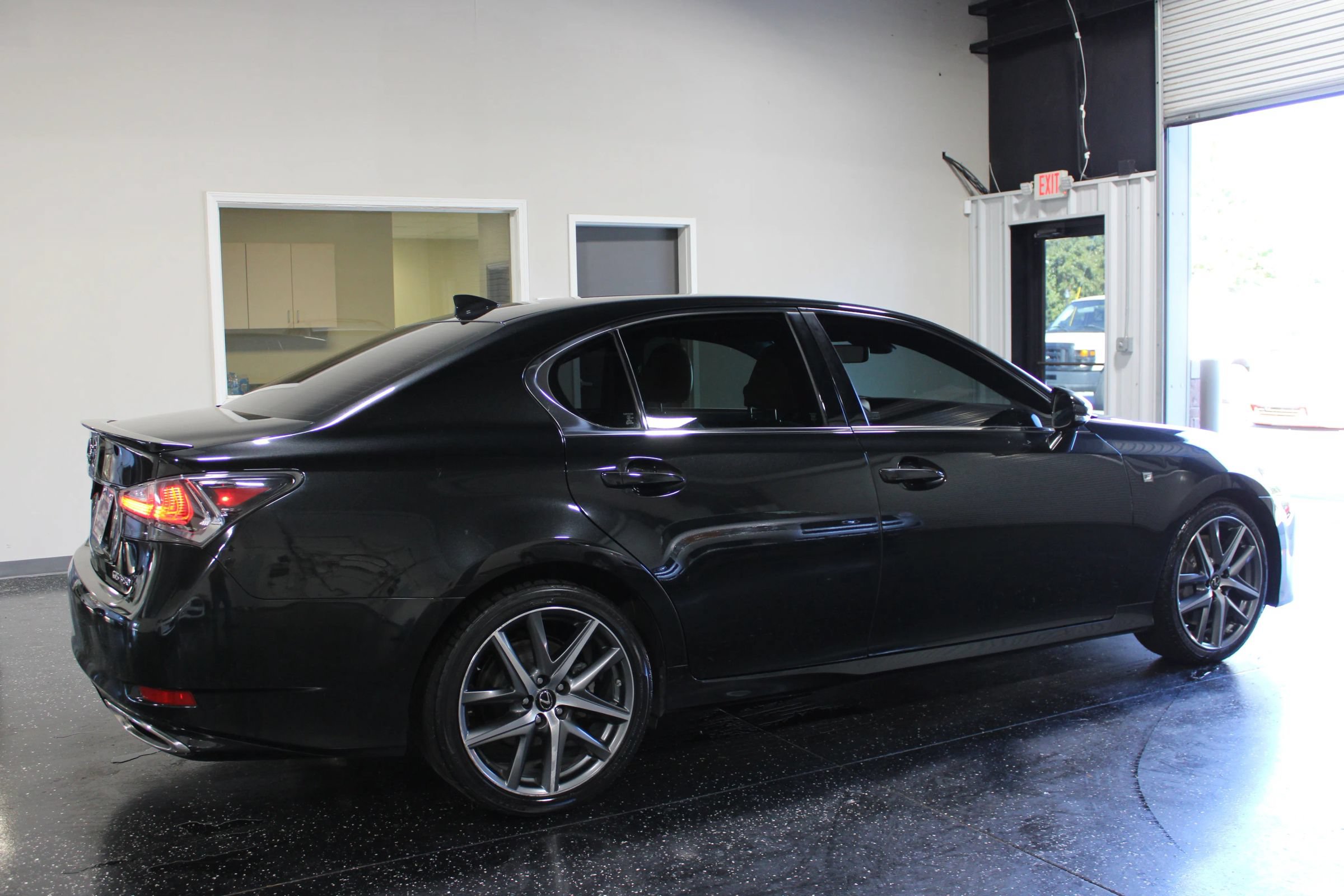 Used 2017 Lexus GS 350 F Sport RWD image 4