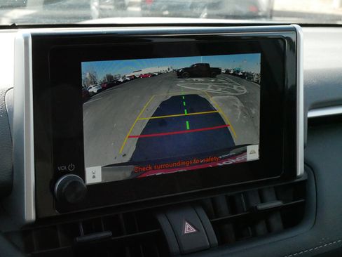 Certified 2025 Toyota RAV4 XLE image 30