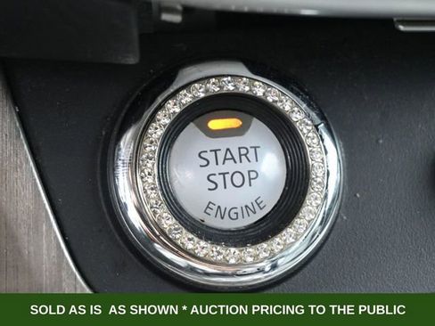 Used 2017 Nissan Murano S image 36