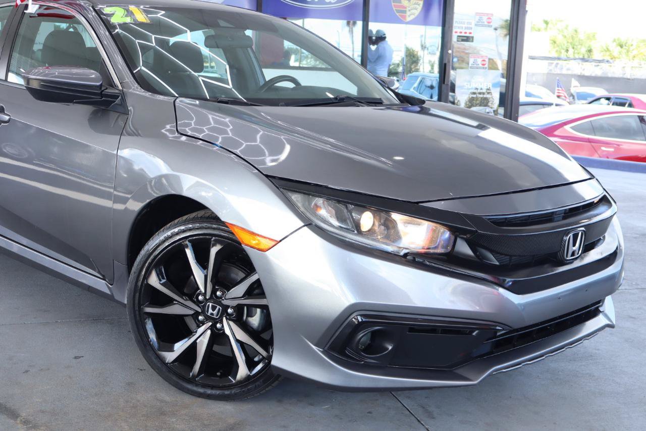 Used 2021 Honda Civic Sport image 2