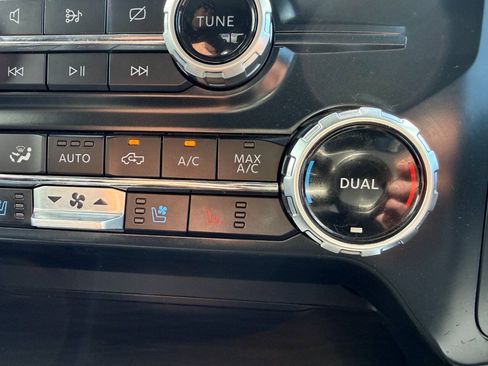 Used 2024 Ford F150 Lariat w/ Equipment Group 502A High AWD/4WD image 52