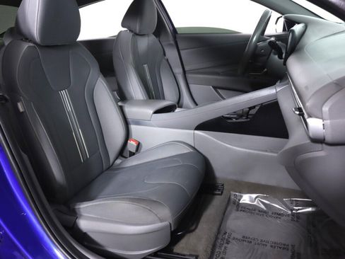 Used 2021 Hyundai Elantra SEL w/ Convenience Package FWD image 35