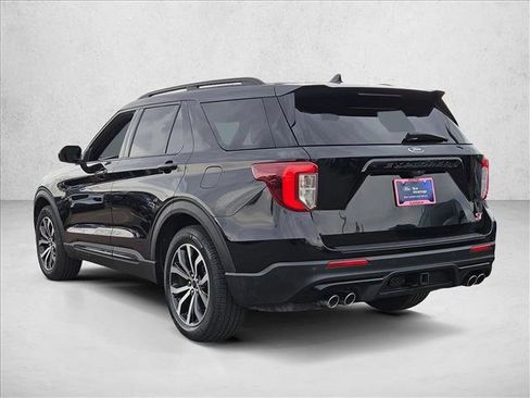 Certified 2022 Ford Explorer ST image 8