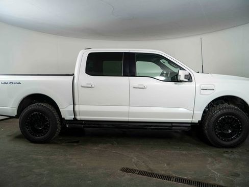 Used 2022 Ford F150 Lightning Lariat w/ Equipment Group 511A High image 5