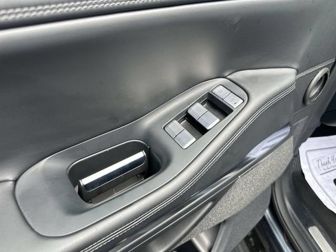 Certified 2025 Lincoln Navigator Reserve AWD/4WD image 15
