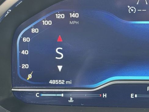 Used 2023 Chevrolet Tahoe LT w/ Luxury Package image 15