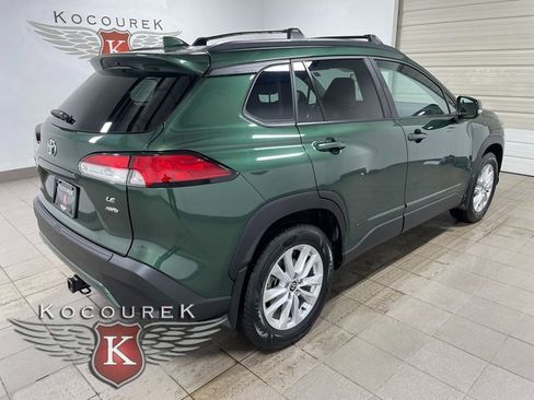 Used 2022 Toyota Corolla Cross LE image 6