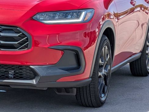 Certified 2025 Honda HR-V Sport image 11