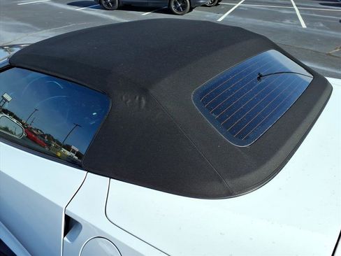 Used 2015 Chevrolet Corvette Z06 w/ 3LZ Preferred Equipment Group image 6