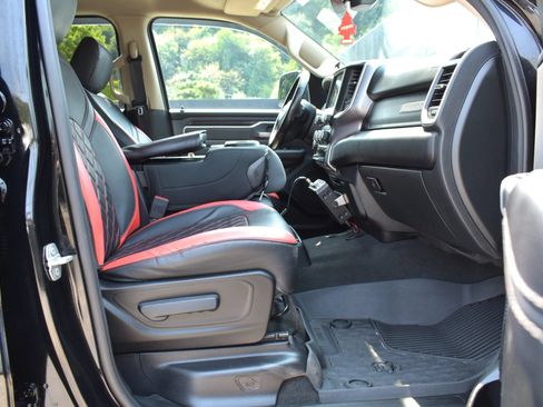 Used 2020 RAM 1500 Big Horn AWD/4WD image 31