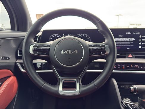 Used 2023 Kia Sportage SX AWD/4WD image 14