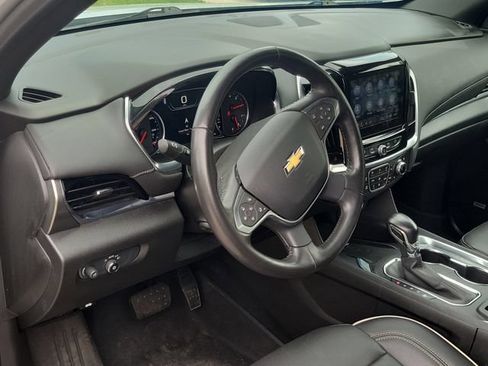 Used 2022 Chevrolet Traverse Premier AWD/4WD image 7
