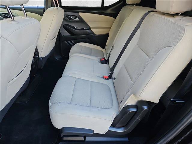 Used 2022 Chevrolet Traverse LS FWD image 18