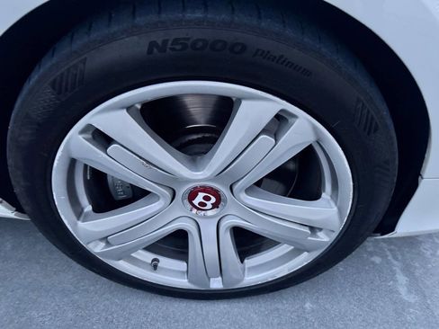 Used 2013 Bentley Continental GT image 28