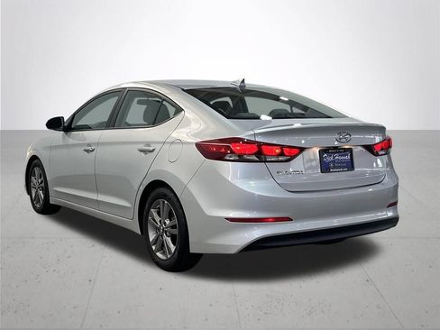 Used 2018 Hyundai Elantra SEL FWD image 8