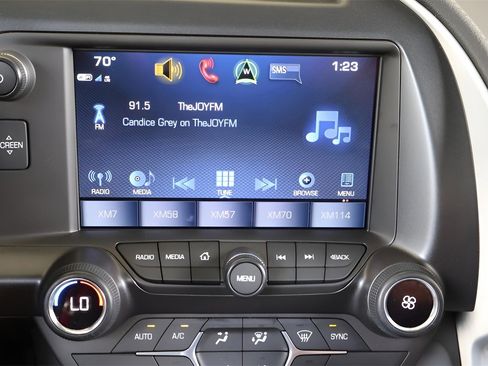 Used 2019 Chevrolet Corvette Stingray w/ Carbon Flash Badge Package image 20