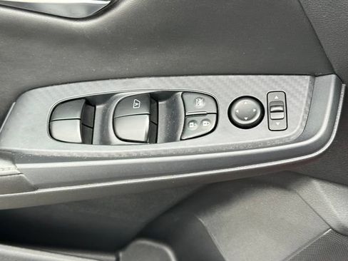 Certified 2023 Nissan Sentra SV FWD image 20