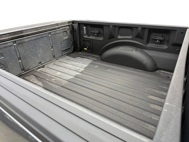 Used 2023 Ford F150 Lariat w/ Equipment Group 502A High AWD/4WD image 18