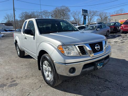 Used 2010 Nissan Frontier SE w/ SE Value Truck Pkg image 1