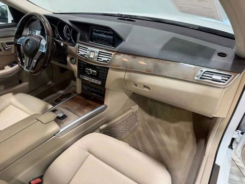 Used 2014 Mercedes-Benz E 350 w/ Premium 1 Package image 26