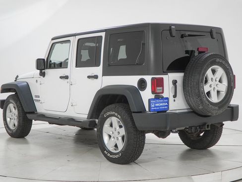 Used 2014 Jeep Wrangler Unlimited Sport w/ Quick Order Package 24S AWD/4WD image 6