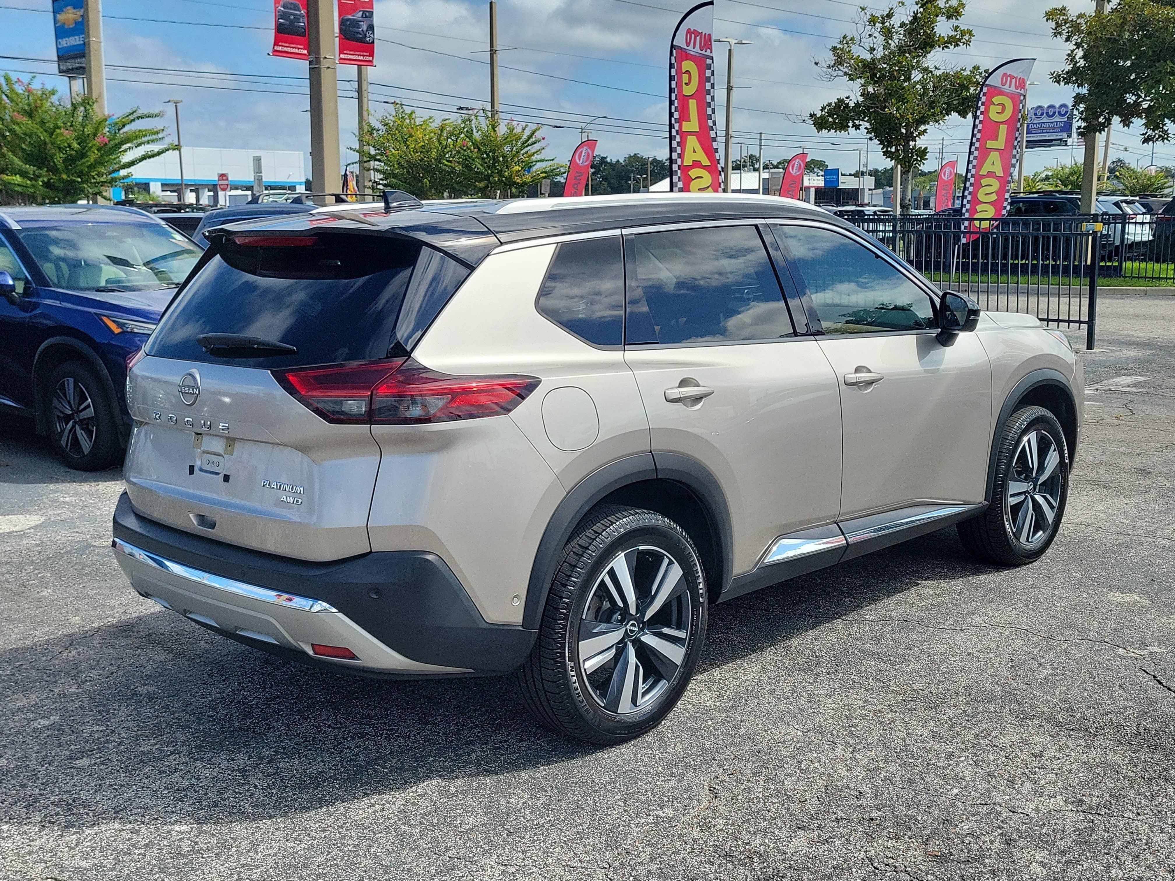Certified 2023 Nissan Rogue Platinum w/ Platinum Premium Package AWD/4WD image 4