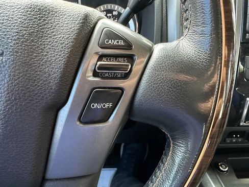Used 2017 Nissan Titan Platinum Reserve AWD/4WD image 31