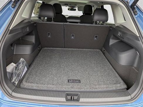 New 2026 Volkswagen Tiguan SE image 30