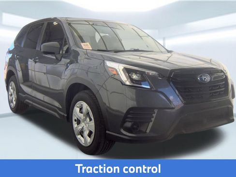 Used 2023 Subaru Forester AWD/4WD image 5
