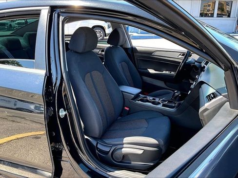 Used 2018 Hyundai Sonata SEL w/ Tech Package 02 FWD image 27
