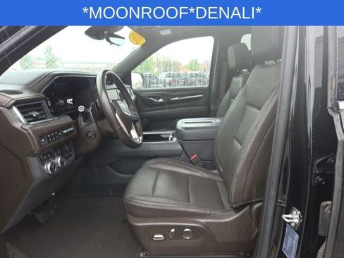 Used 2024 GMC Yukon XL Denali w/ Advanced Technology Package AWD/4WD image 25