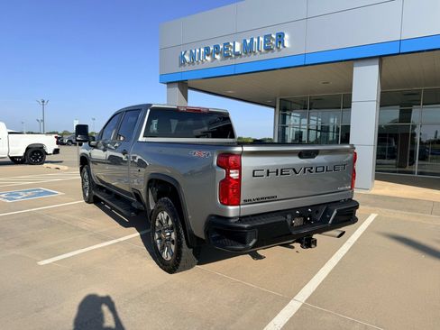 Used 2024 Chevrolet Silverado 2500 Custom w/ Custom Convenience Package AWD/4WD image 10