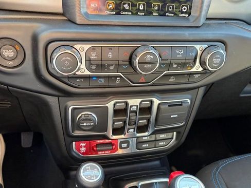 Used 2022 Jeep Wrangler Unlimited Rubicon 4xe w/ Steel Bumper Group image 26