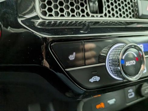 Used 2024 Honda Civic EX-L image 9