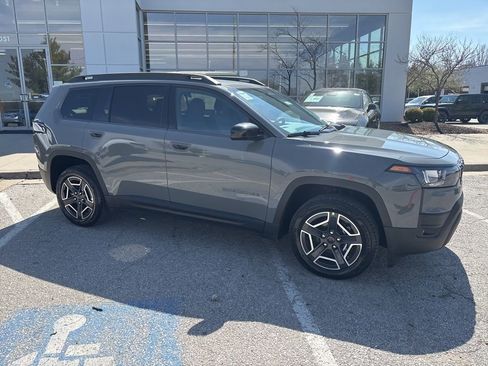 New 2026 Jeep Cherokee Laredo AWD/4WD image 34