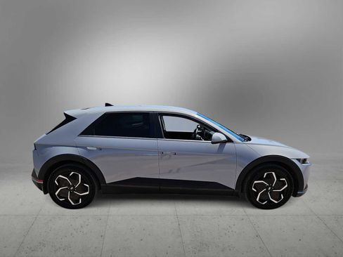Certified 2024 Hyundai Ioniq 5 SEL RWD image 9